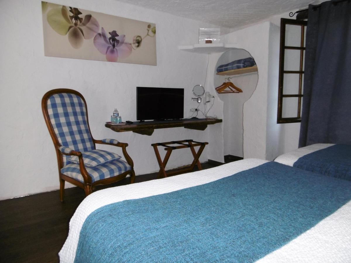 Le Relais Des Vieilles Postes Ξενοδοχείο Les Avenières Εξωτερικό φωτογραφία